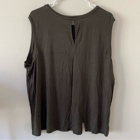 Halogen Sleeveless Split Back Lightweight Tank Olive Green Size 3x - Picture 2 of 6